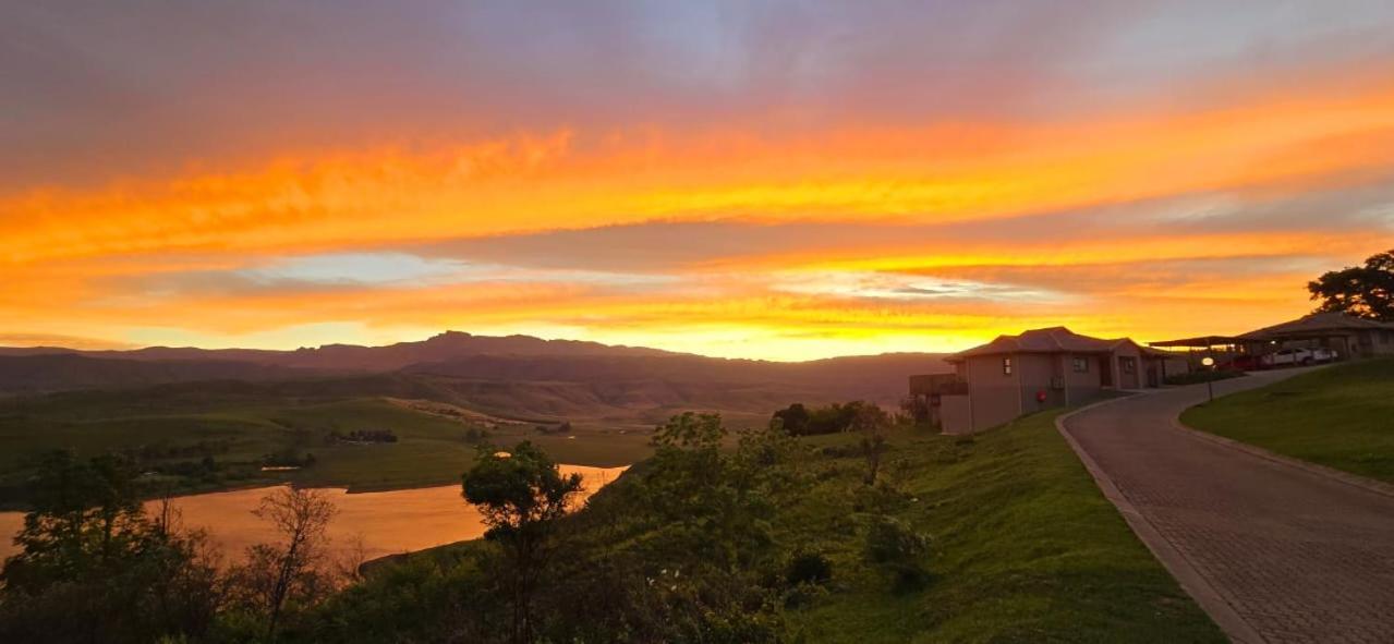 Champagne Haven Villa Champagne Valley Екстериор снимка